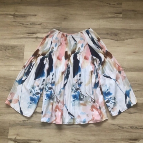 CHARLIE B Red and Pink Pleated Blouse - Picture 4 of 7